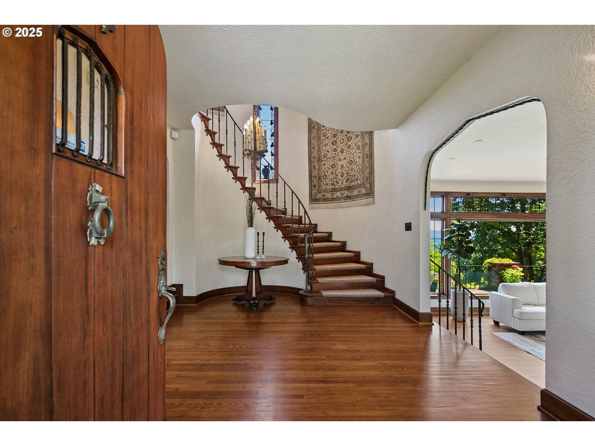 Portland, OR 97239,5570 SW MENEFEE DR