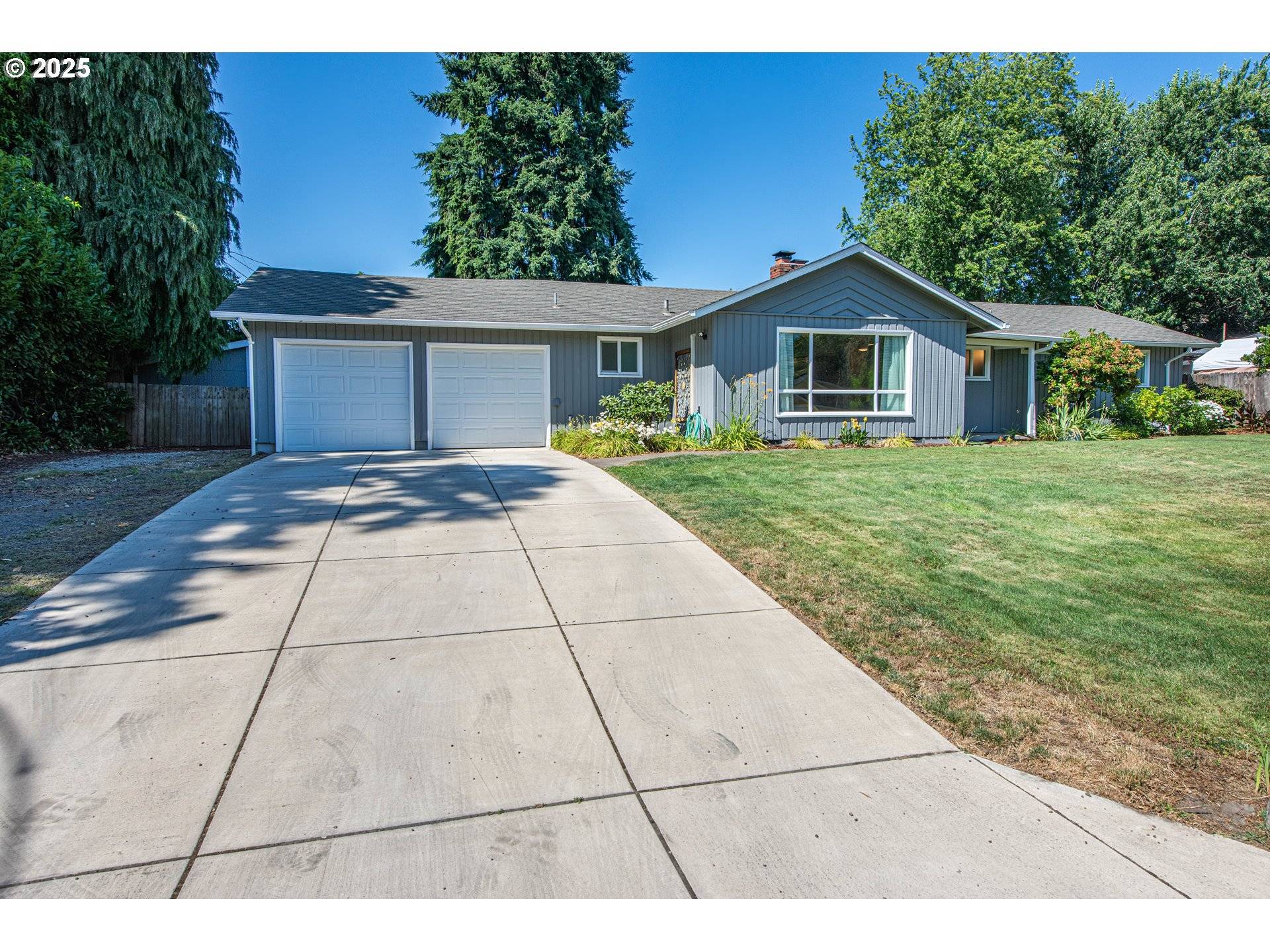 Eugene, OR 97401,3005 COUNTRY LN