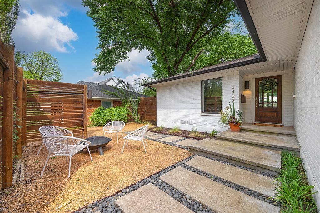 Dallas, TX 75214,2422 Loving Avenue