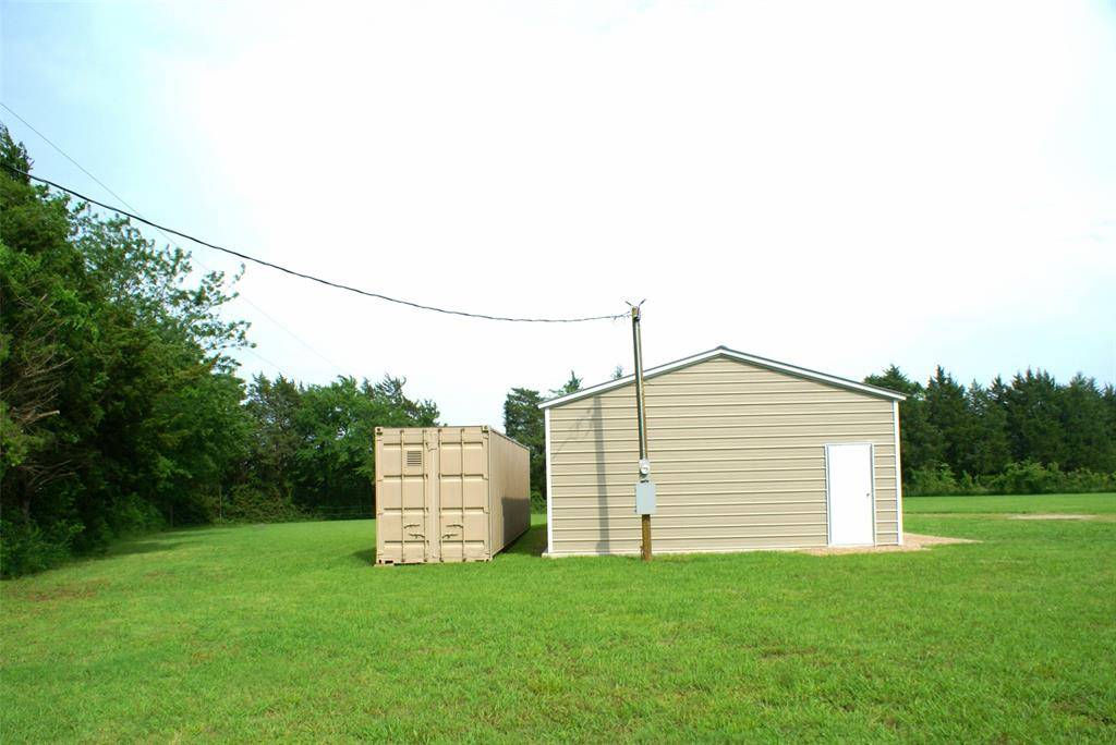 Sumner, TX 75486,1583 County Rd 34520