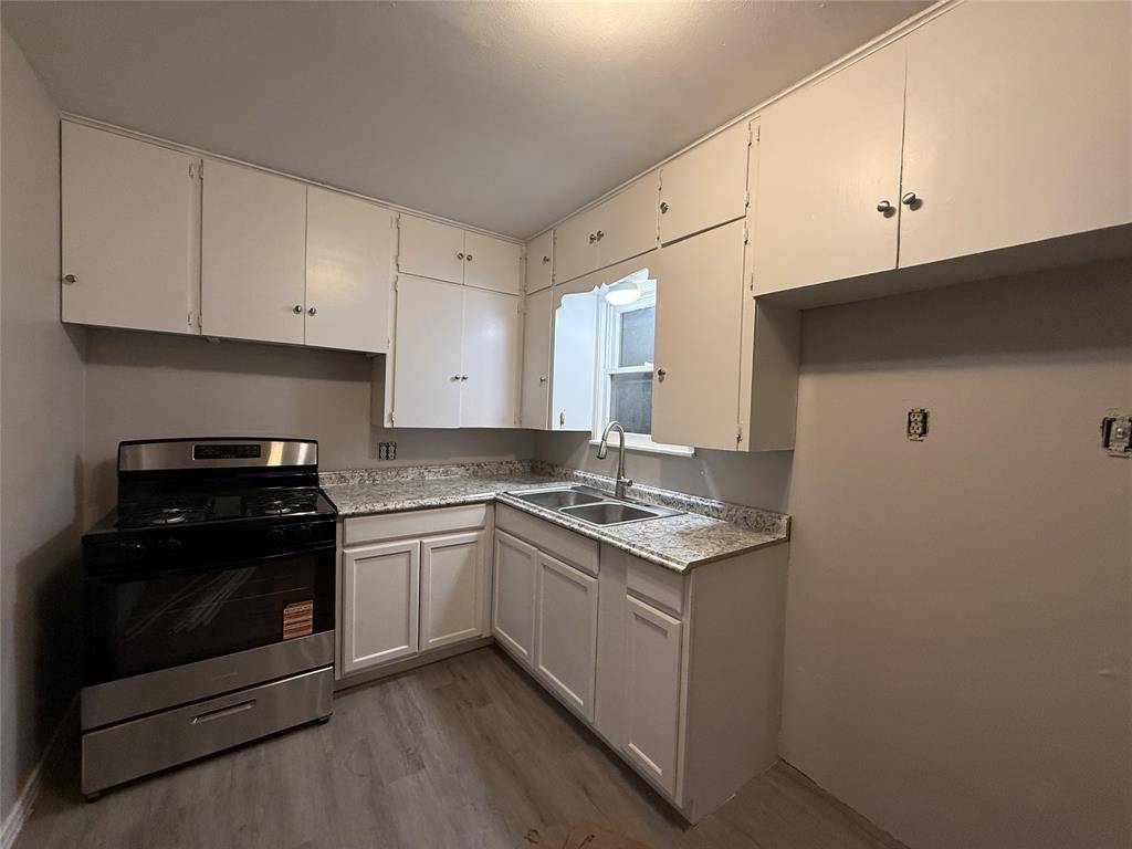 Sherman, TX 75092,1234 N Travis Street