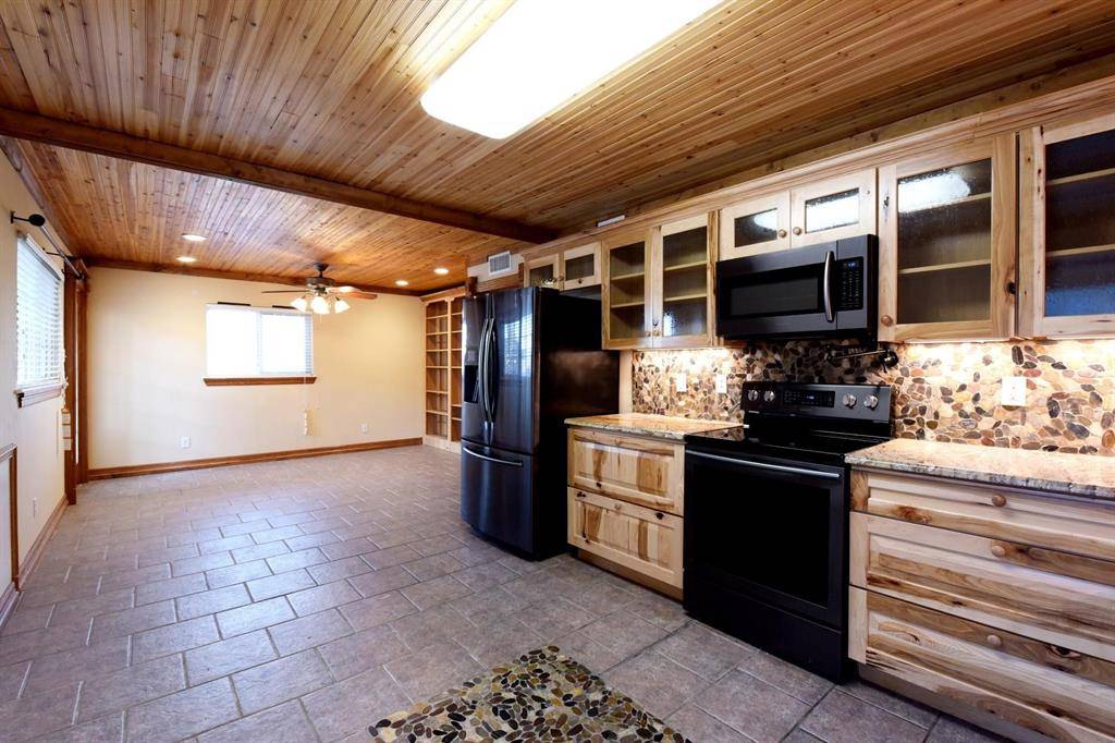 Grapevine, TX 76051,Address not disclosed