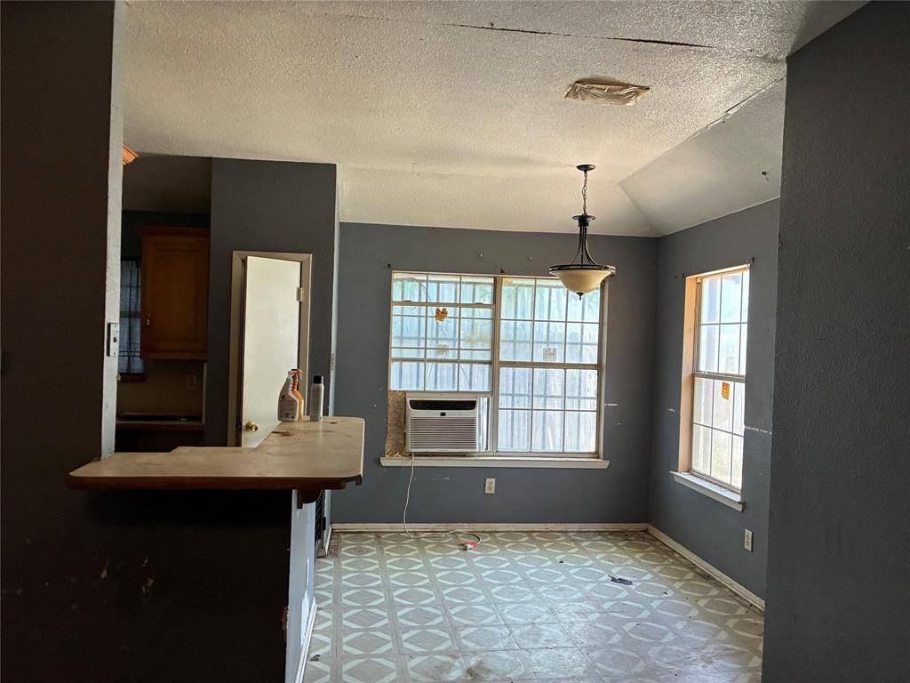 Fort Worth, TX 76106,2716 18th Street