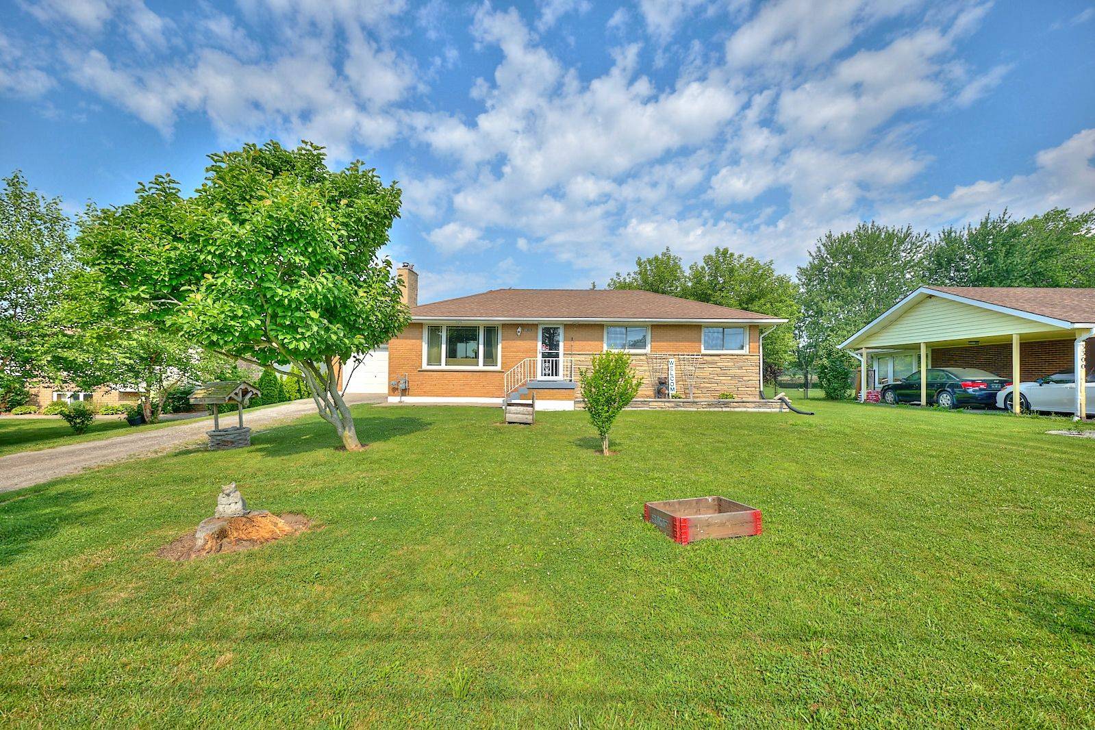 Hamilton, ON L0R 1W0,3314 TRINITY CHURCH RD