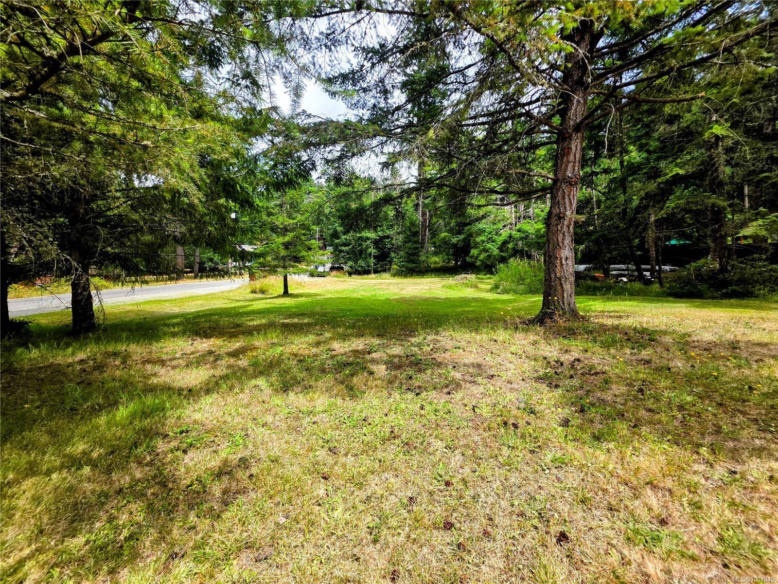 Pender Island, BC V0N 2M0,3774 Privateers Rd