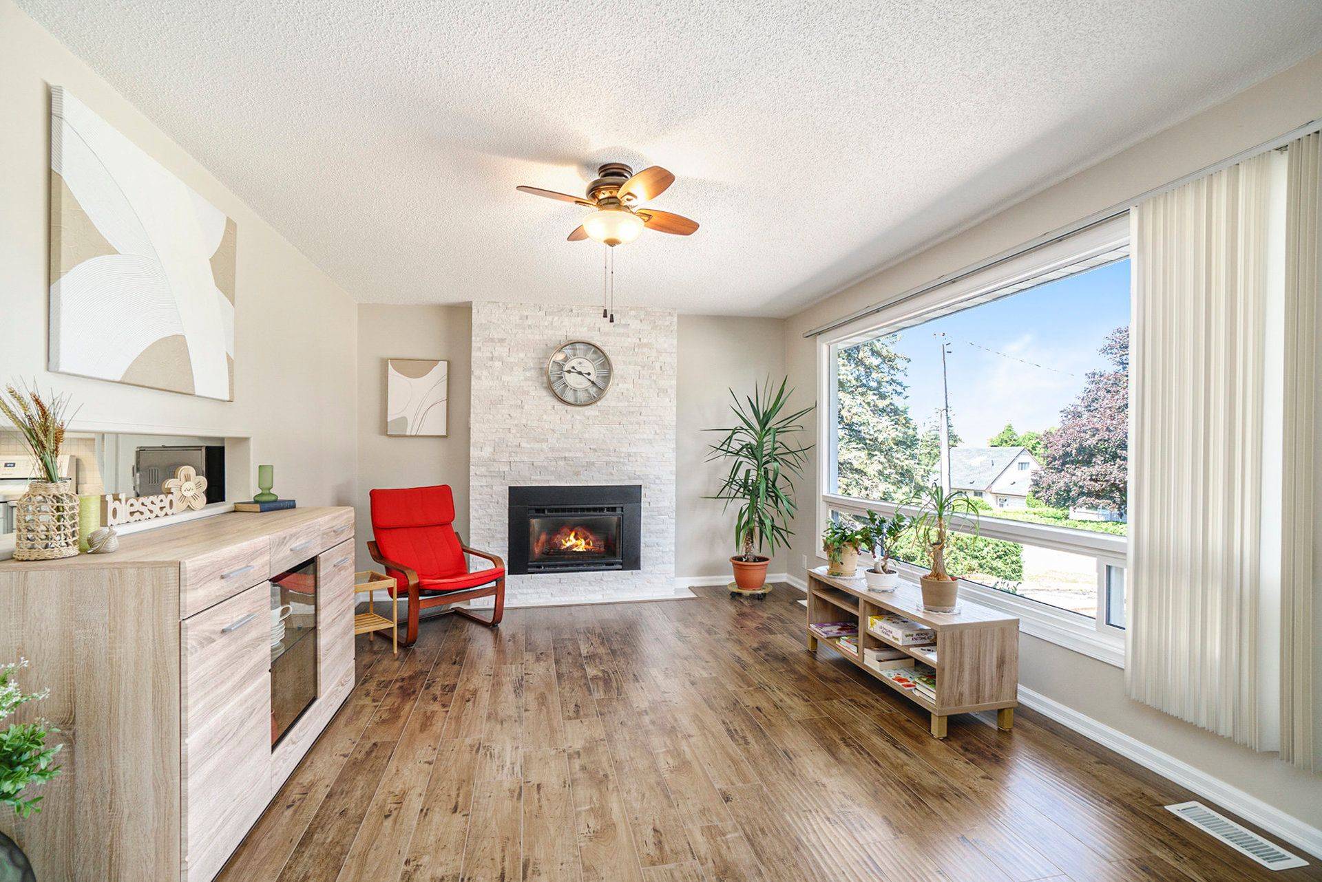 Orleans - Convent Glen And Area, ON K1C 1L7,6870 Edgar Brault ST