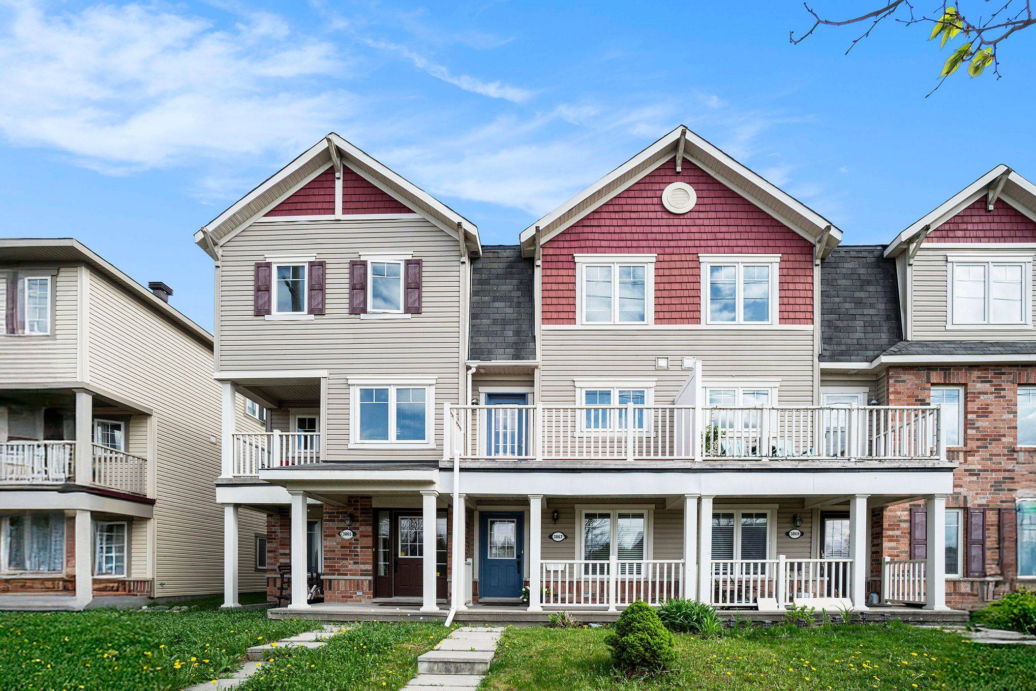 Barrhaven, ON K2J 0K3,3867 Strandherd DR