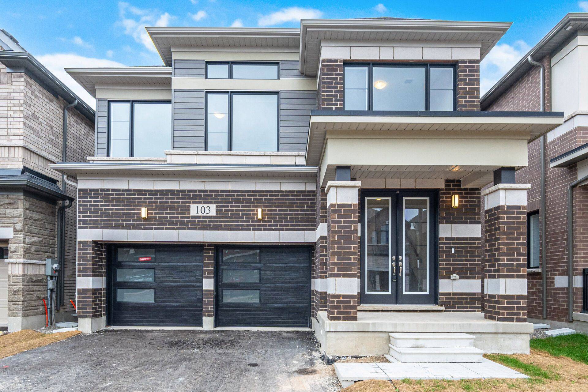 Erin, ON N0B 1T0,103 Player DR