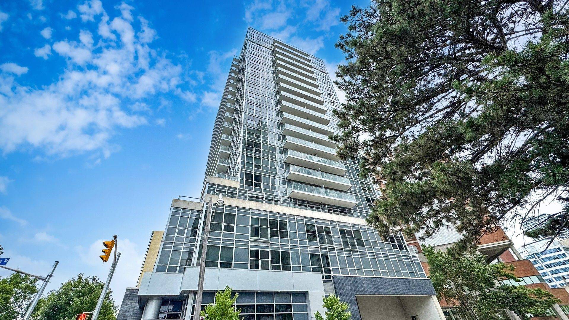 Toronto C03, ON M4R 1B9,58 Orchard View BLVD #308