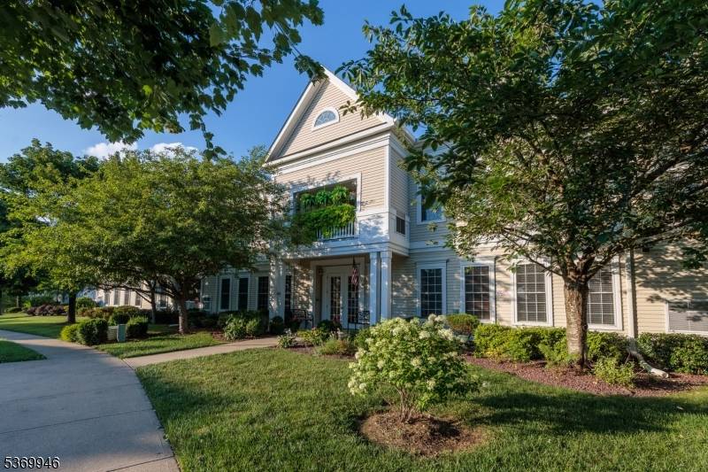 White Twp., NJ 07823,4009 Brookfield Glen Dr #09