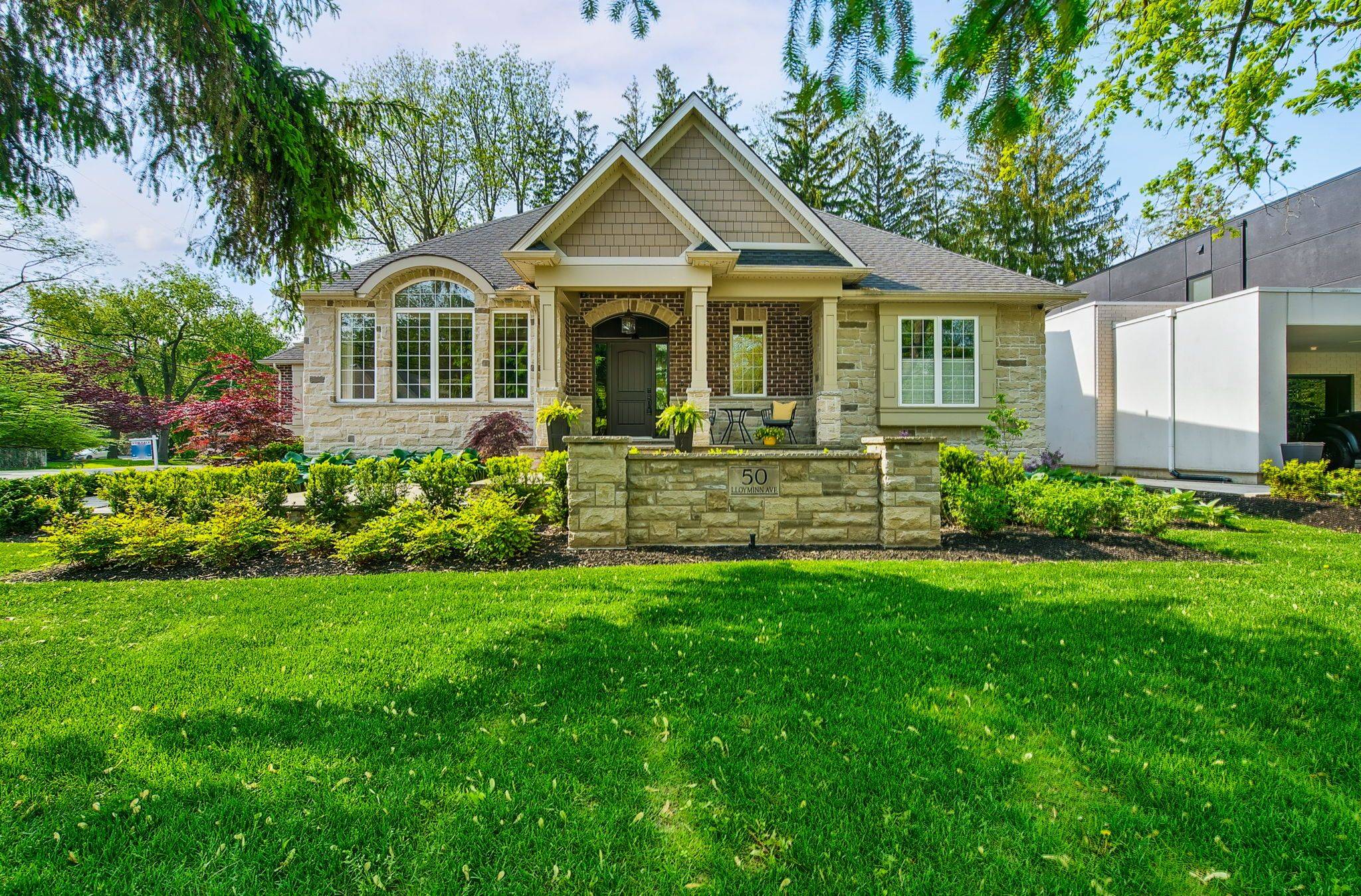 Hamilton, ON L9G 1H3,50 Lloyminn AVE