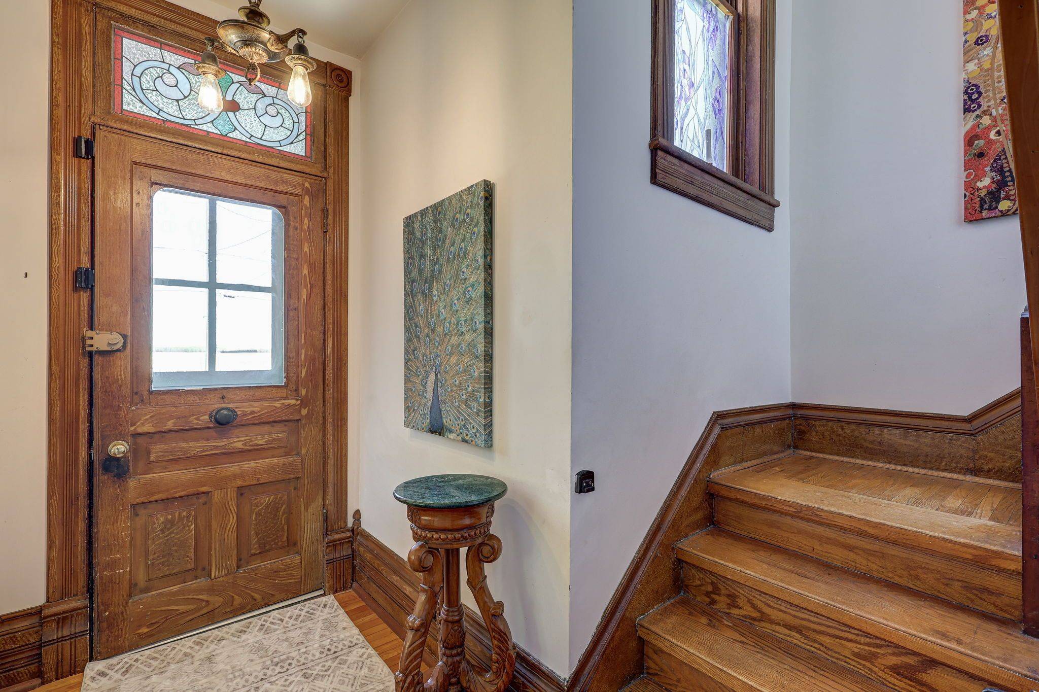 Chatham-kent, ON N0P 1T0,136 King ST S
