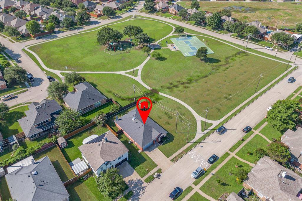 Rowlett, TX 75089,7302 Armstrong Lane
