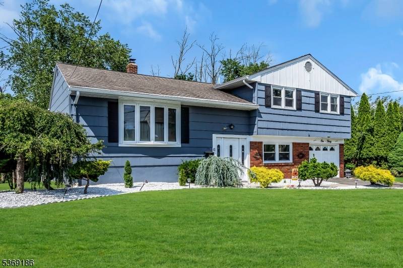 Manville Boro, NJ 08835,130 Evans Dr
