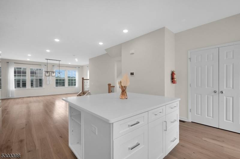 Livingston Twp., NJ 07039,32 Gala Ct