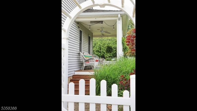 East Amwell Twp., NJ 08822,66 Amwell Rd