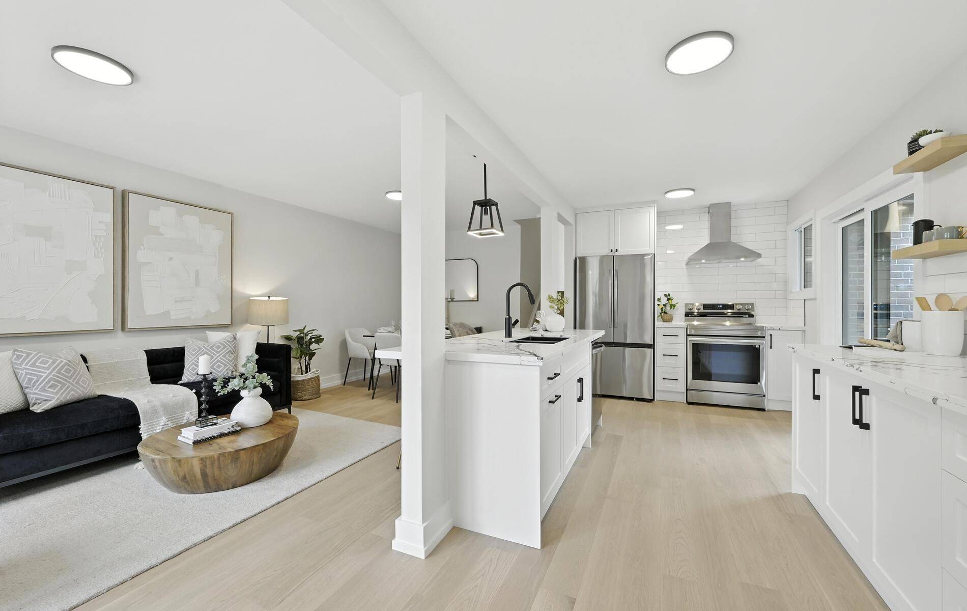 Pickering, ON L1W 1M7,853 Fairview AVE