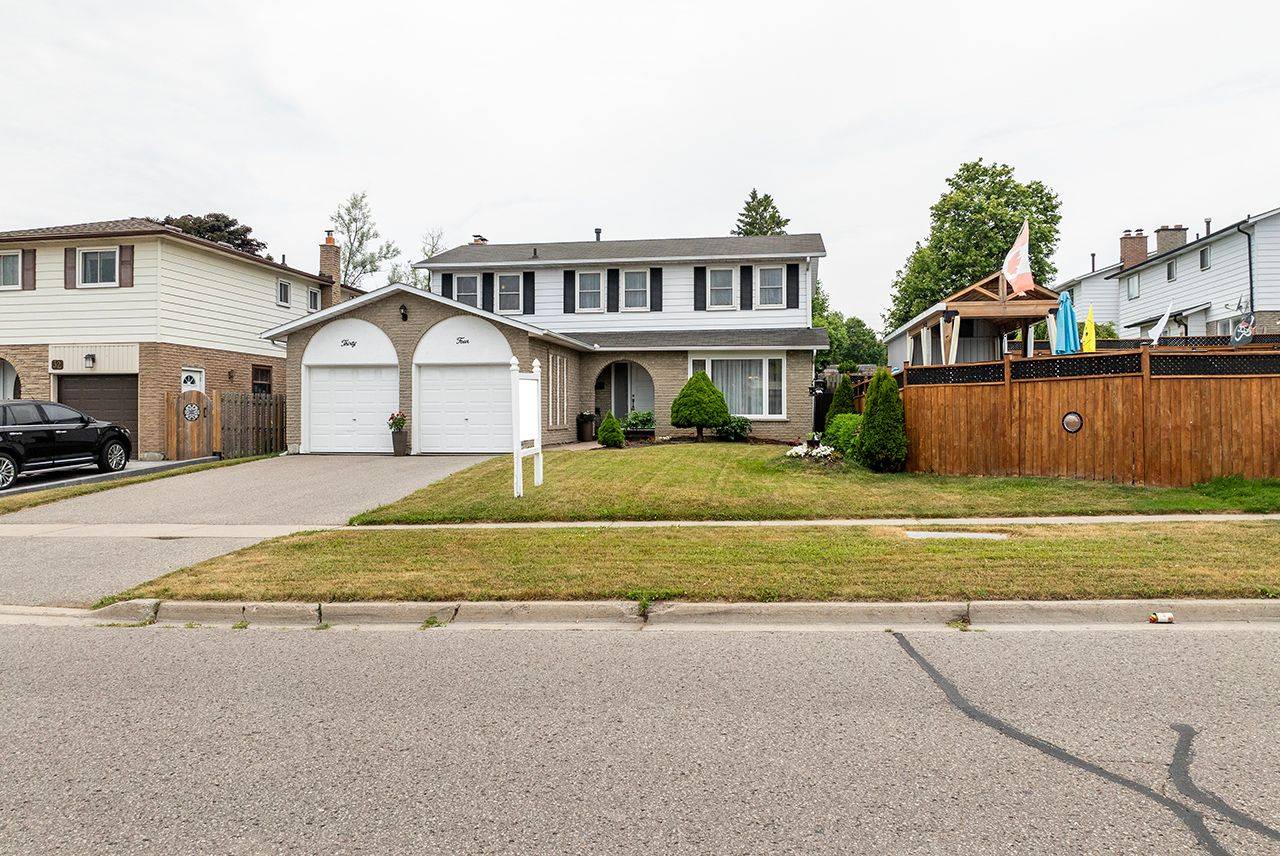 Clarington, ON L1C 3W5,34 Rhonda BLVD