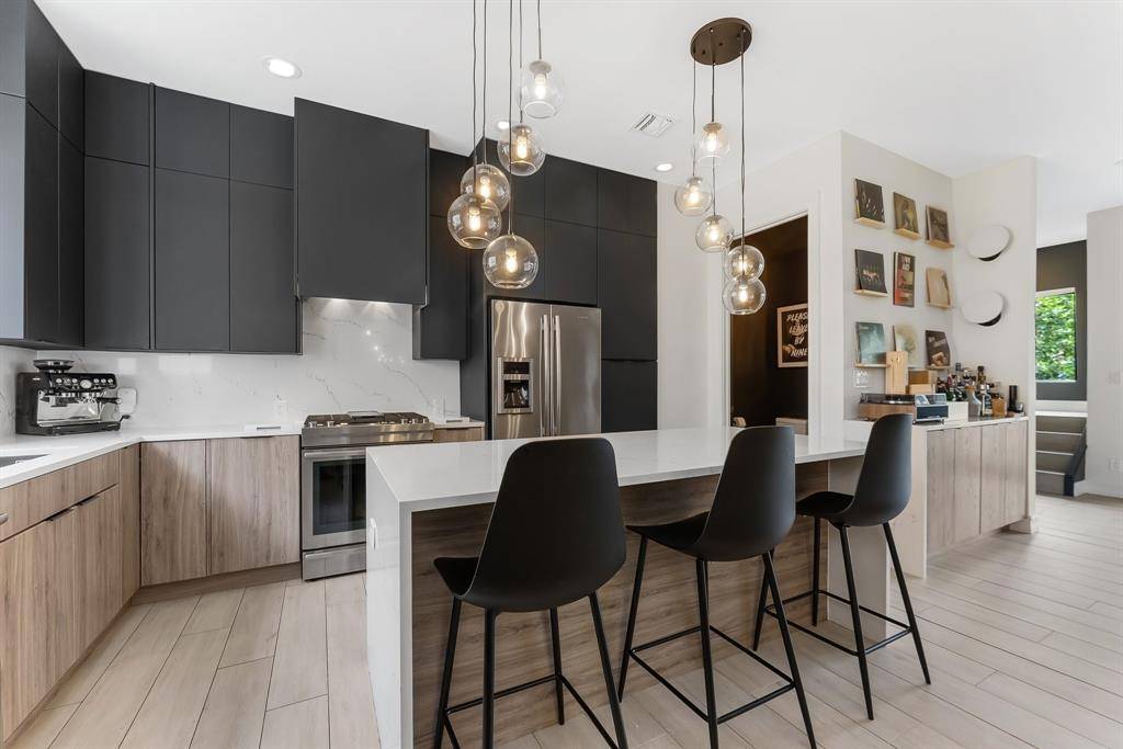 Fort Lauderdale, FL 33304,835 NE 17th Ter #835-9