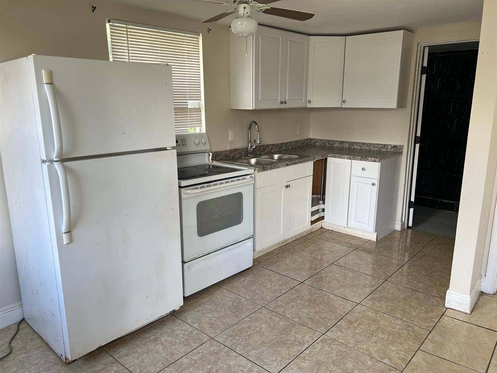 Miami, FL 33150,8269 NW 1st Pl #2