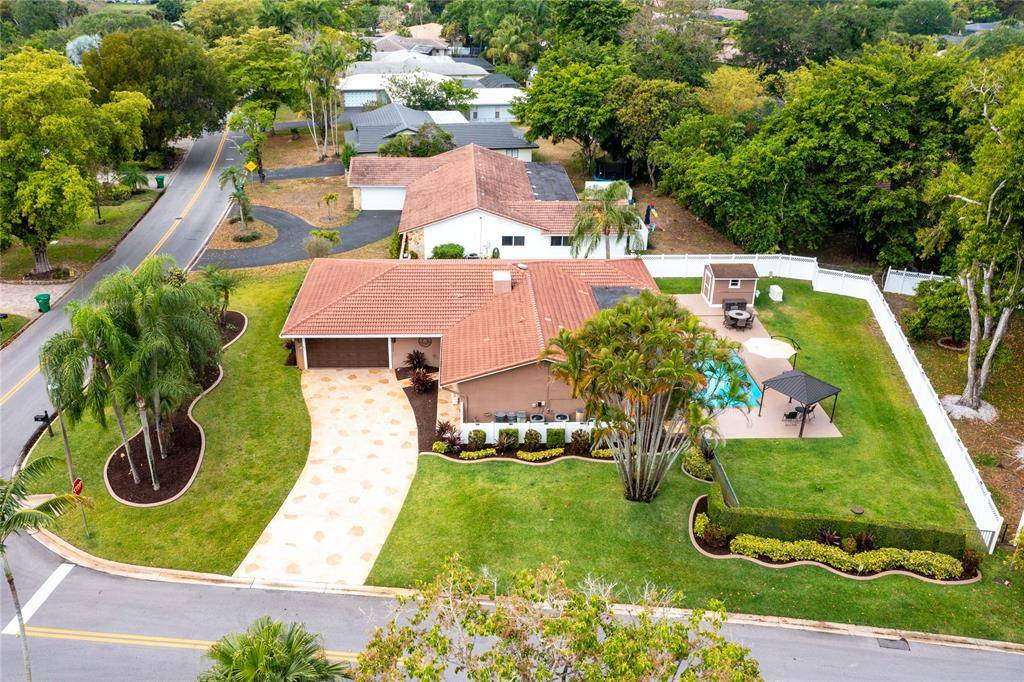 Coral Springs, FL 33071,9903 NW 19th St