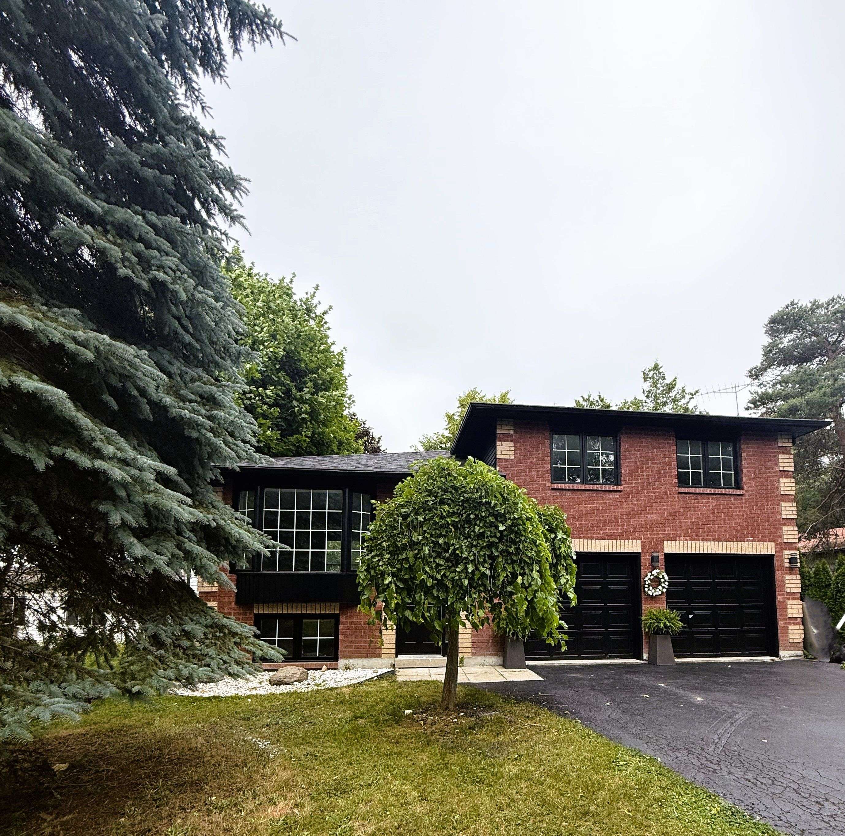 Innisfil, ON L0L 2M0,2155 Raynor CT