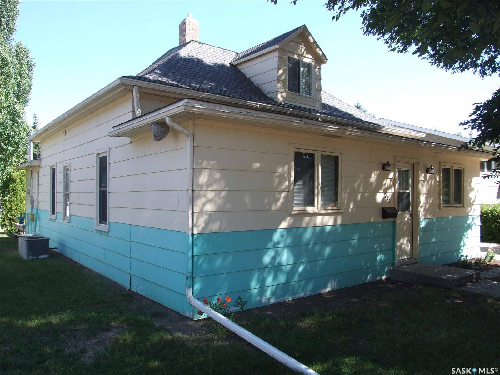 Leader, SK S0N 1H0,233 Main STREET