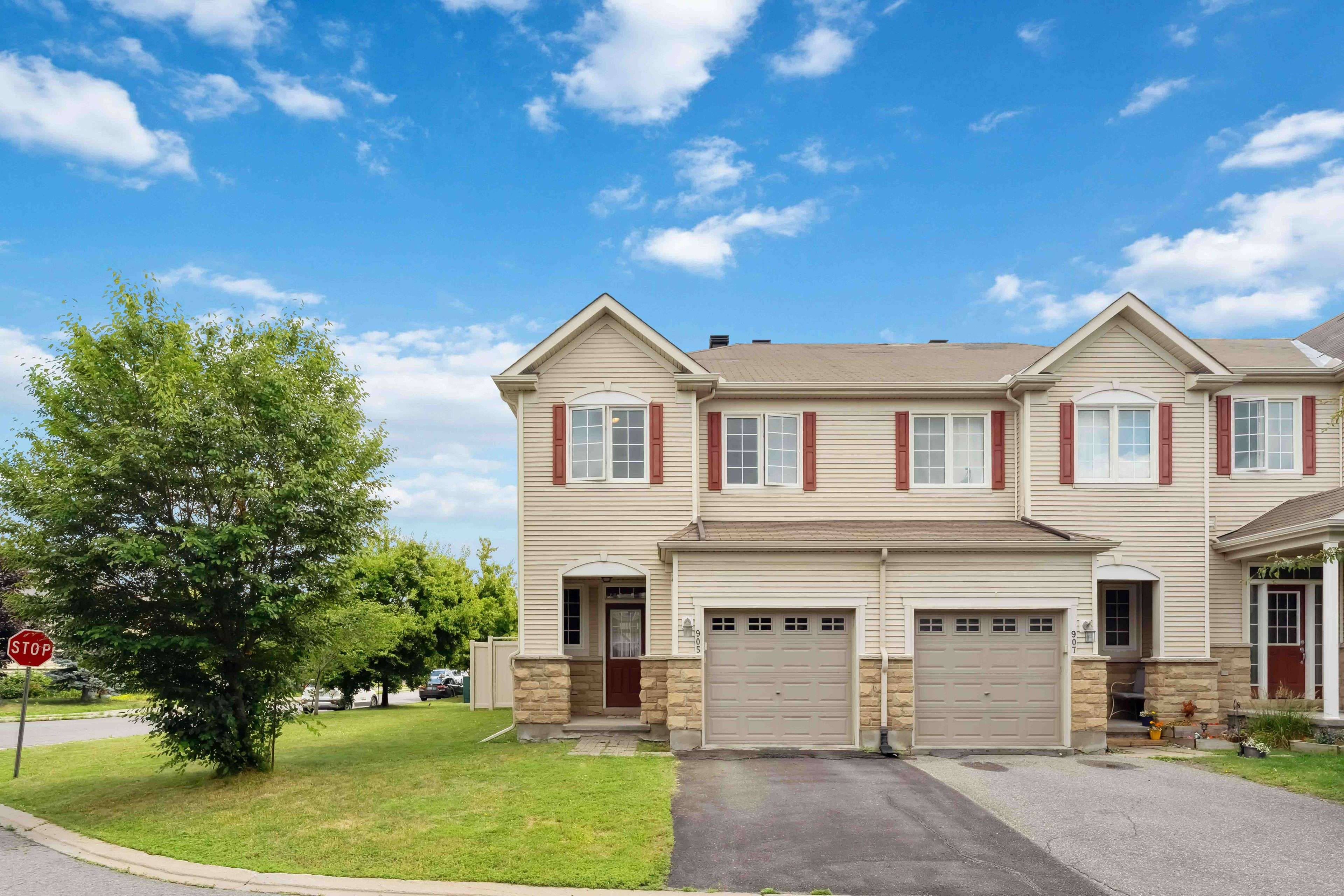 Barrhaven, ON K2J 0Z8,905 Caldermill Private