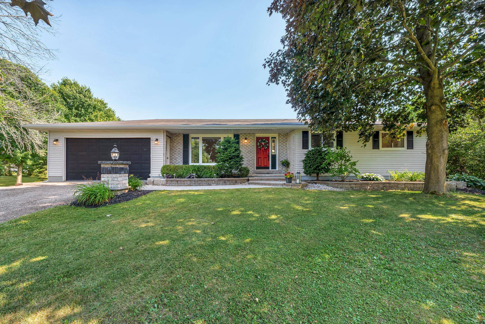 Tyendinaga, ON K0K 3A0,758 Lazier RD
