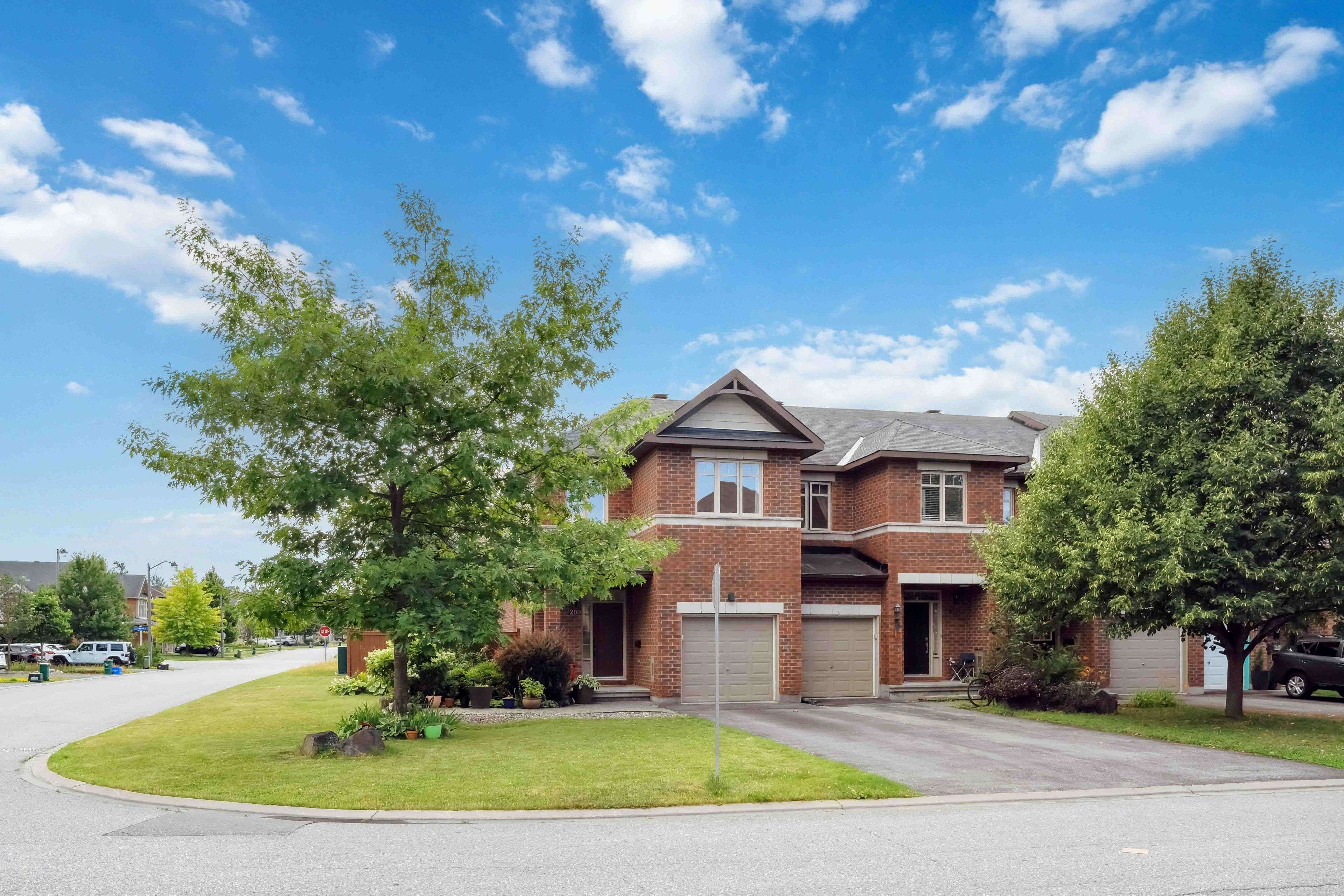 Kanata, ON K2T 0A4,200 Badgeley AVE