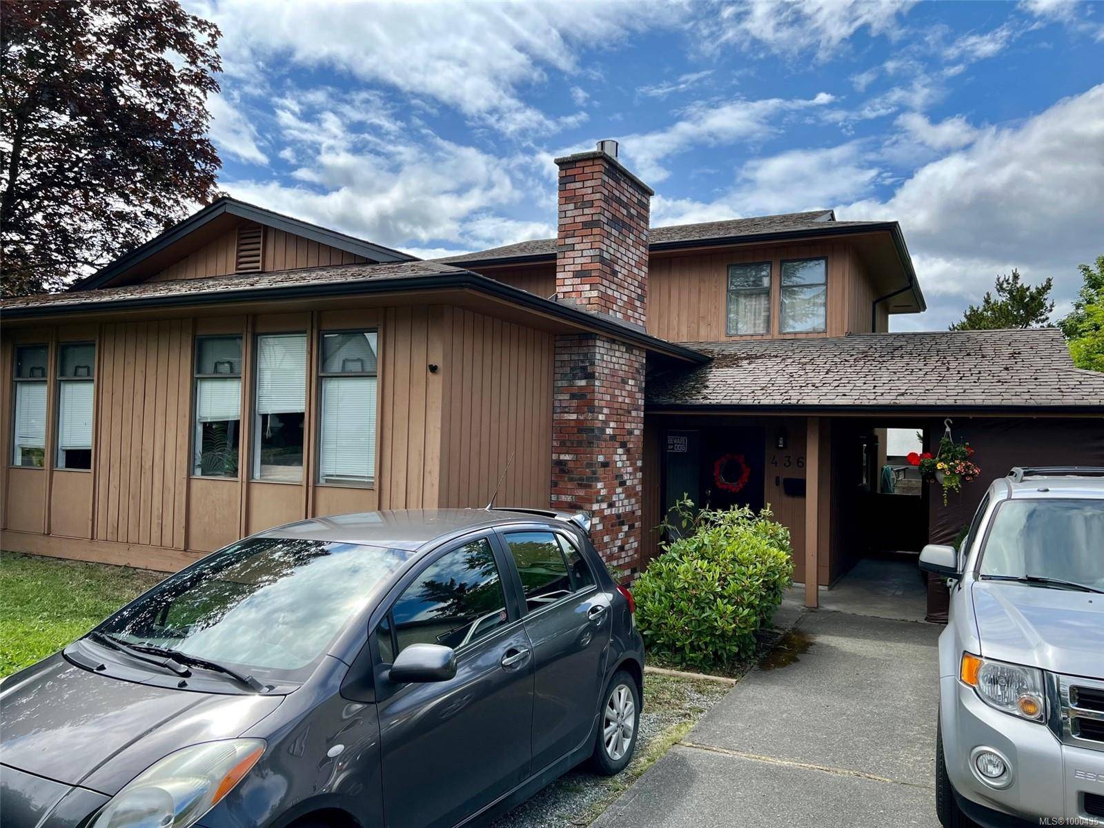 Saanich, BC V8N 3L2,4360 Torquay Dr
