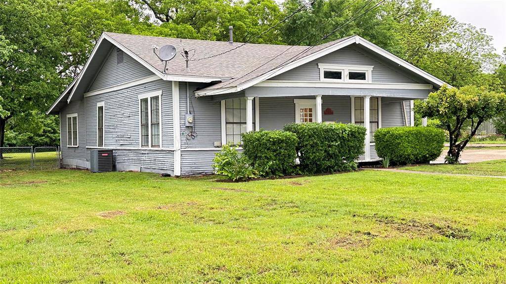 Farmersville, TX 75442,1006 S Main Street