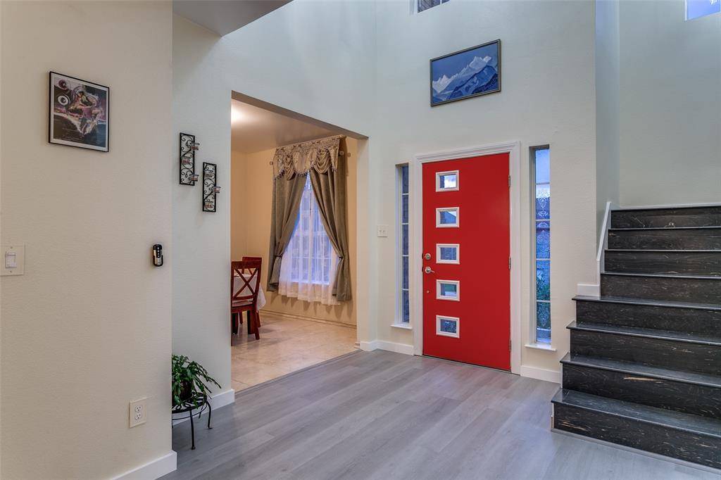 Carrollton, TX 75007,1338 Barclay Drive