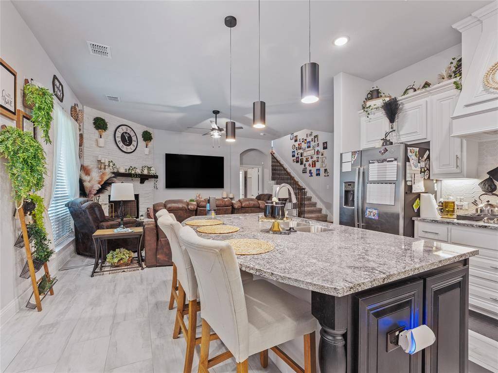 Burleson, TX 76028,505 Livia Street