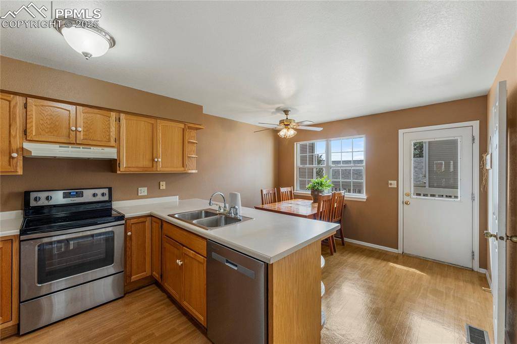 Colorado Springs, CO 80905,1951 Giltshire DR