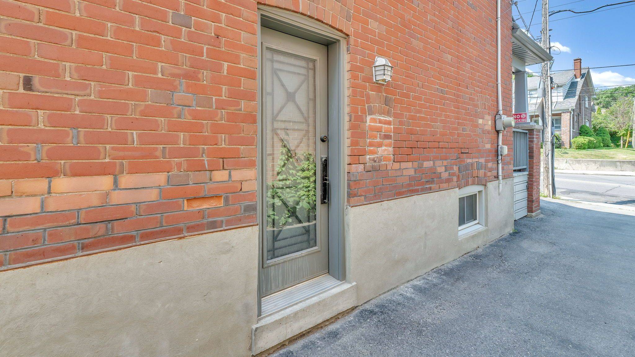 Toronto E03, ON M4C 5C3,155 Dawes RD