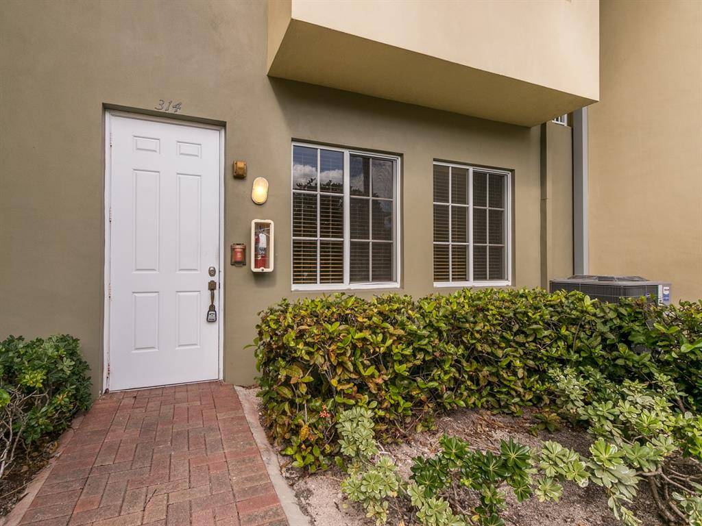 Fort Lauderdale, FL 33312,314 SW 14TH AVE #314