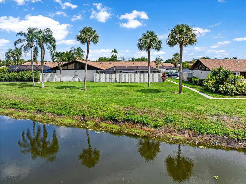 Boca Raton, FL 33496,9986 Boca Gardens Trail #C