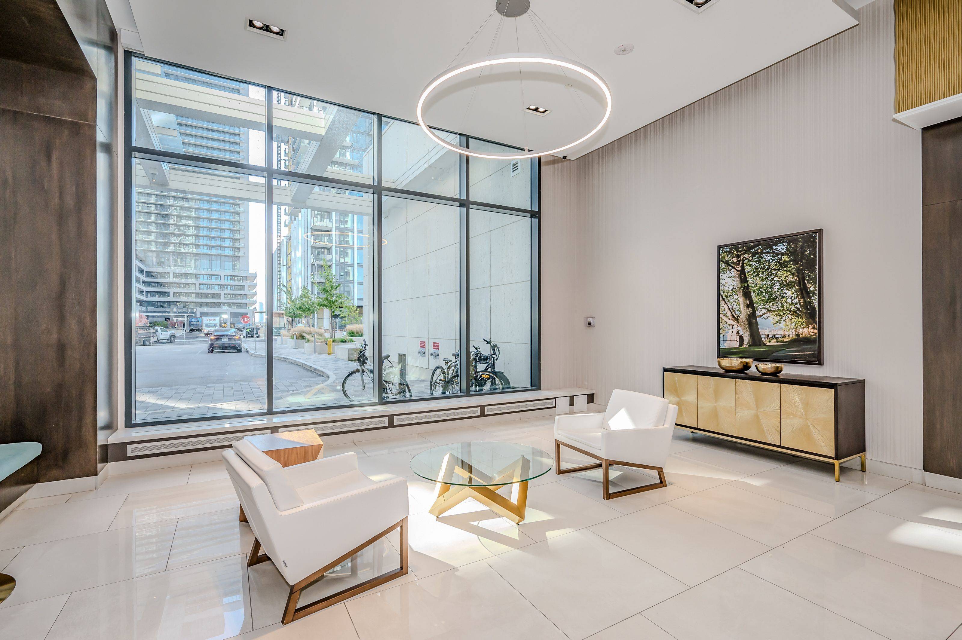 Vaughan, ON L4K 0M6,9000 Jane ST #PH114