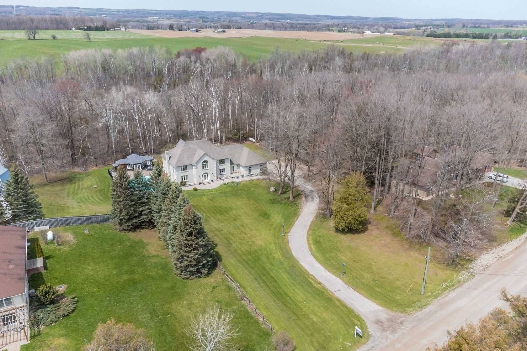 Caledon, ON L7C 0M5,4032 Boston Mills RD