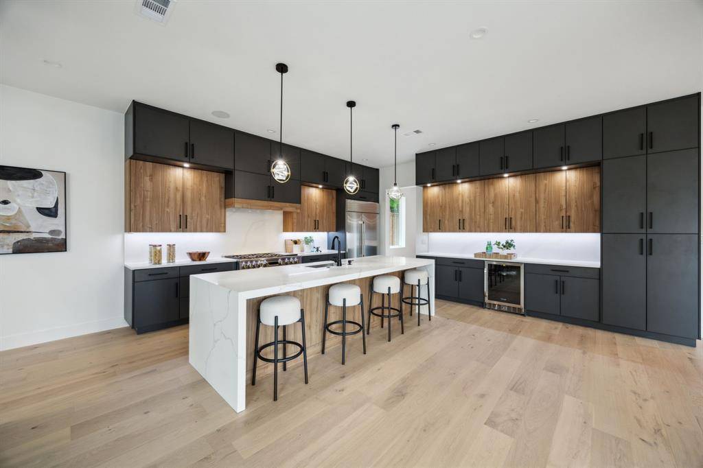 Dallas, TX 75220,3815 Hawick Lane