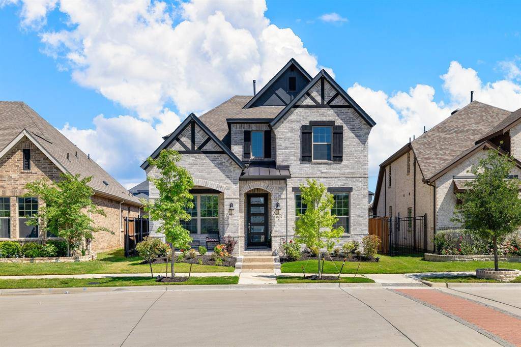 Arlington, TX 76005,1807 Coopers Hawk Drive