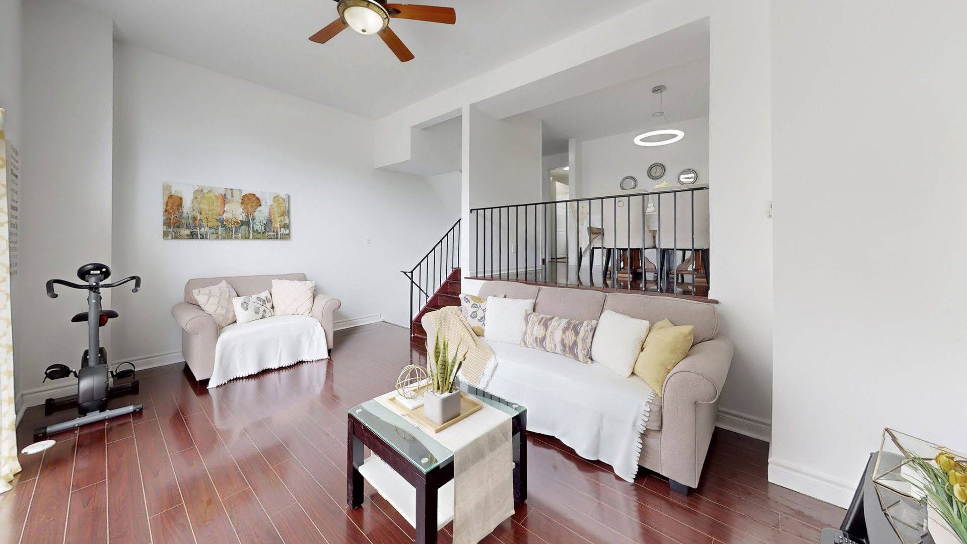 Pickering, ON L1V 2Y8,1310 Fieldlight BLVD #28