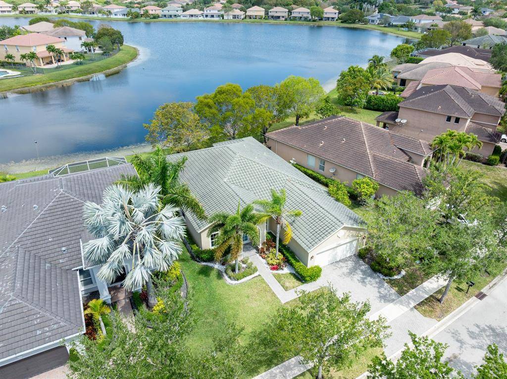 Weston, FL 33332,4435 E Whitewater Ave