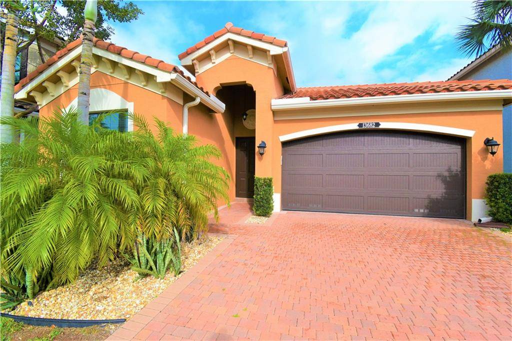 Delray Beach, FL 33446,13682 Imperial Topaz Trl