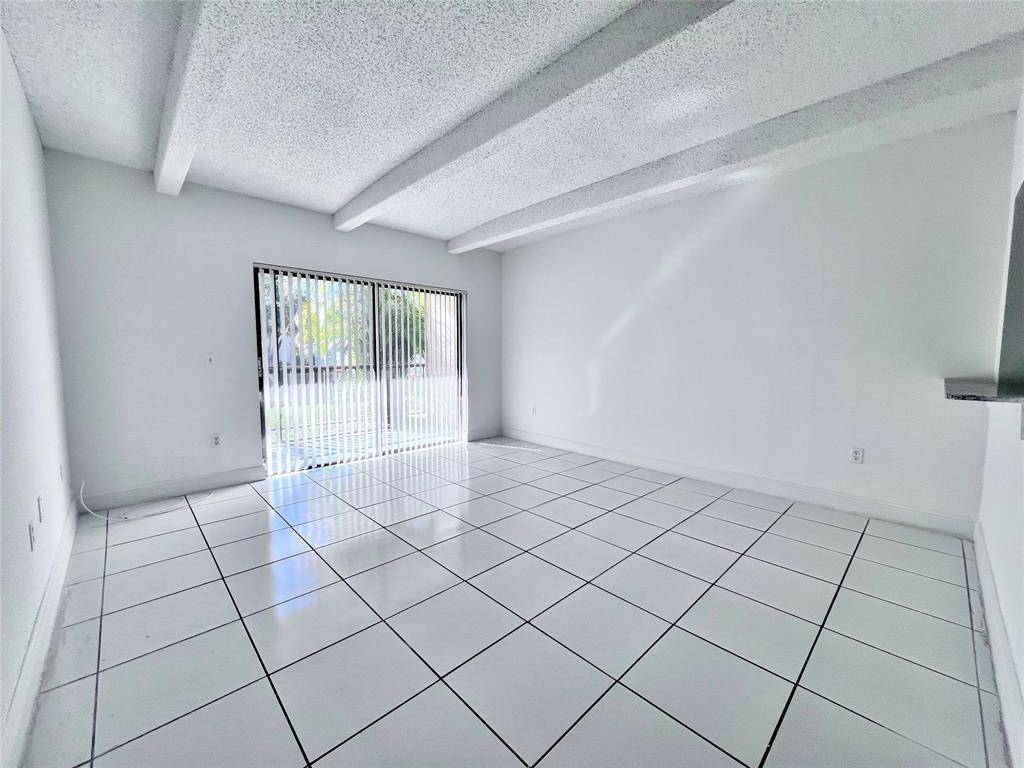 Lauderhill, FL 33313,2580 NW 56th Ave #500-410