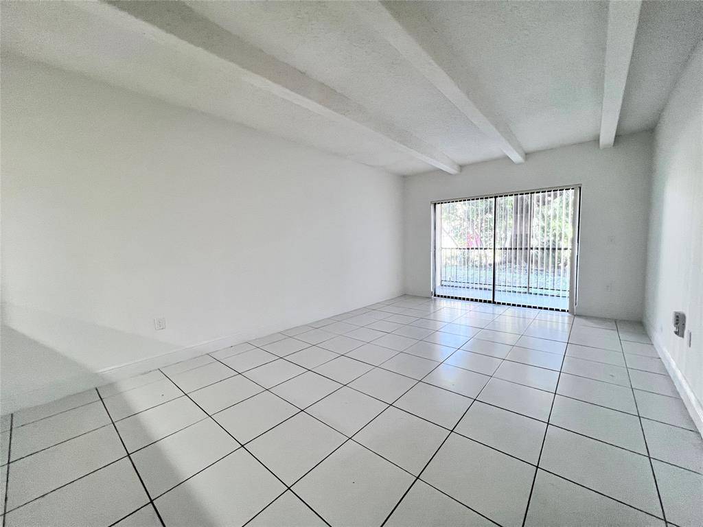 Lauderhill, FL 33313,2580 NW 56th Ave #700-521