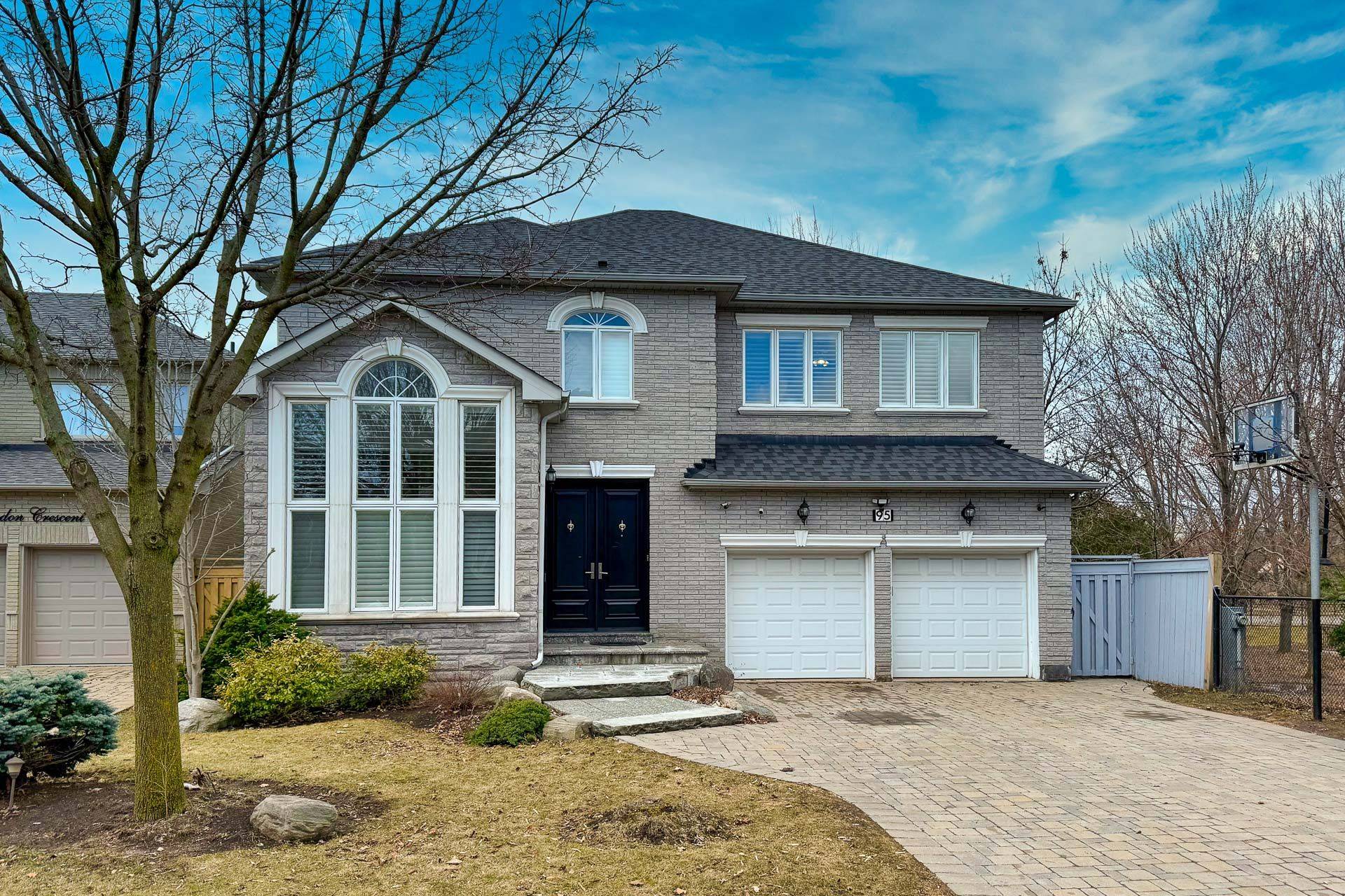 Vaughan, ON L4J 8N4,95 Loudon CRES