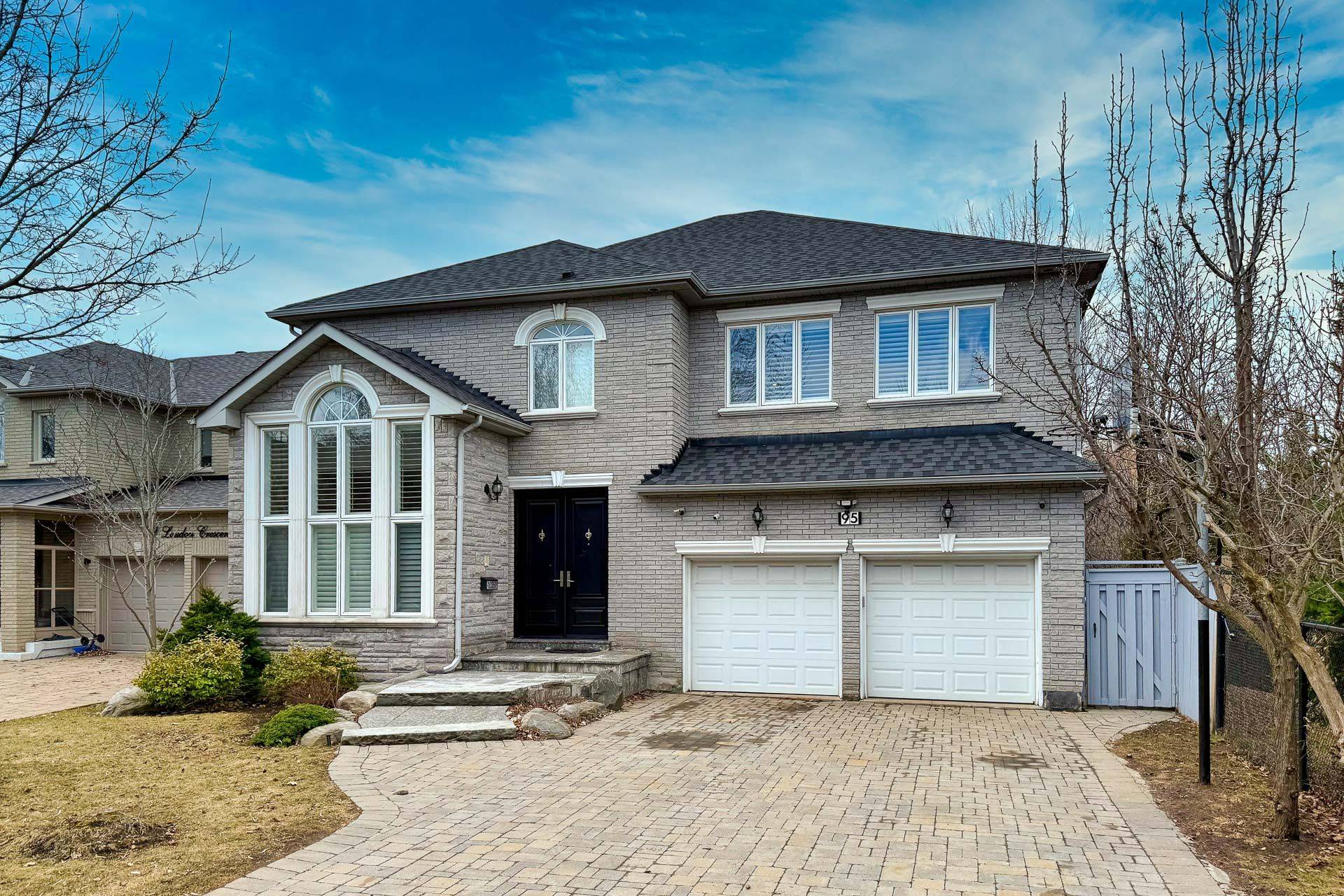 Vaughan, ON L4J 8N4,95 Loudon CRES