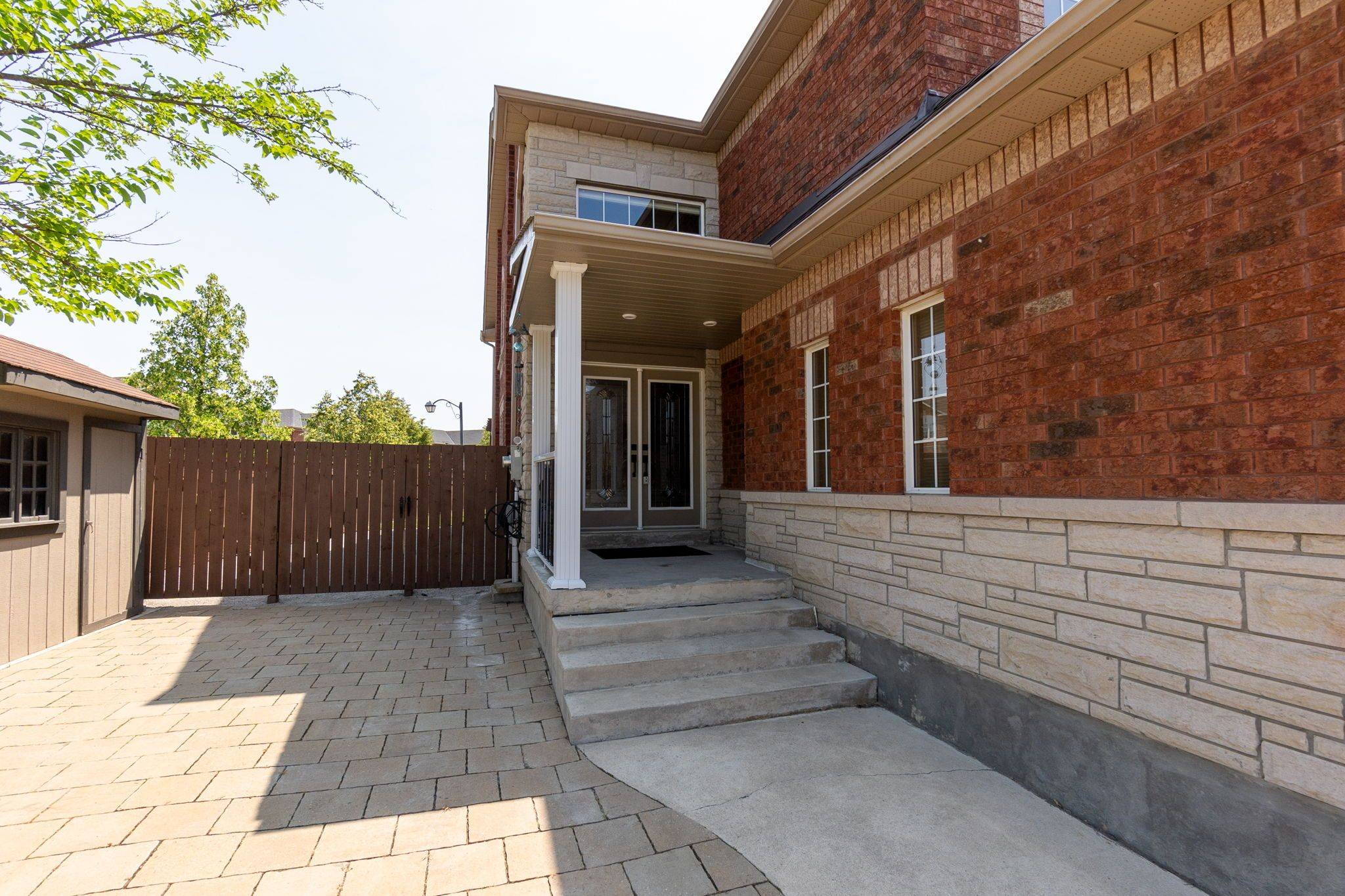 Caledon, ON L7E 2H2,20 Boltonview CRES